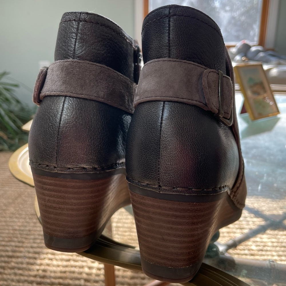 Dansko Shirley Ankle Bootie size 37 - Picture 6 of 8